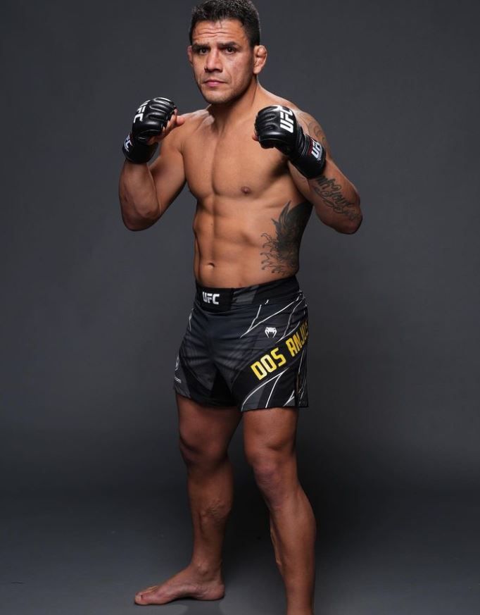 전 UFC 라이트급 챔피언 하파엘 도스 안요스. 출처 | 하파엘 도스 안요스 채널