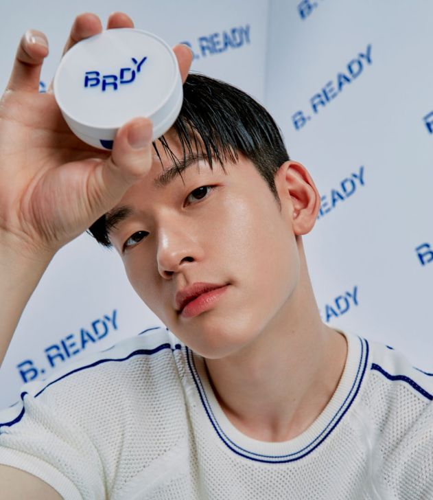비레디 브랜드북 남성 모델. 사진 | 아모레퍼시픽
