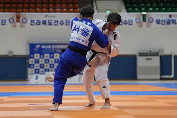 서울시장애인체육회 유도 김동훈이 제43회 전국장애인체육대회 시각유도에서 개인전 금메달과 단체전 동메달을 획득했다. 사진제공 | 서울시장애인체육회