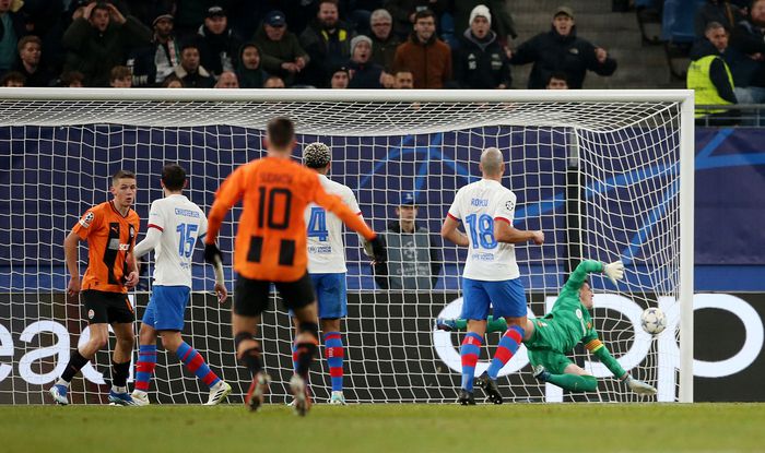 샤흐타르 도네츠크의 다닐로 시칸의 결승골 순간. 함부르크|로이터 연합뉴스