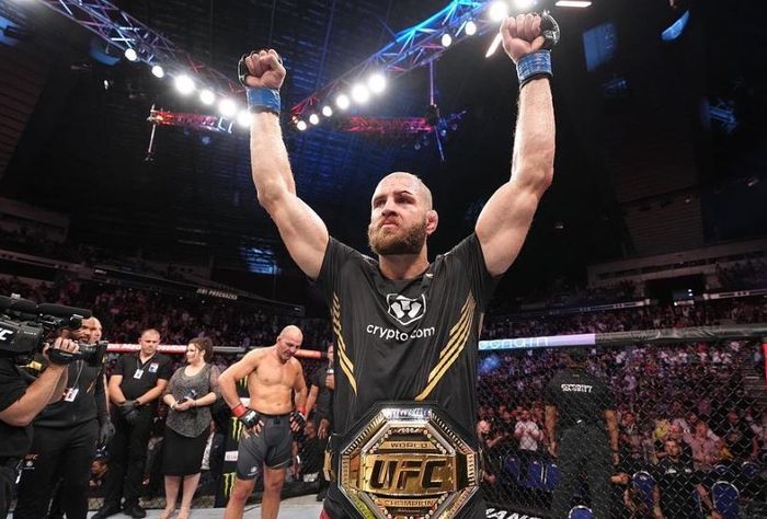 전 UFC 라이트헤비급 챔피언 유리 프로하스카. 출처 | 유리 프로하스카 채널