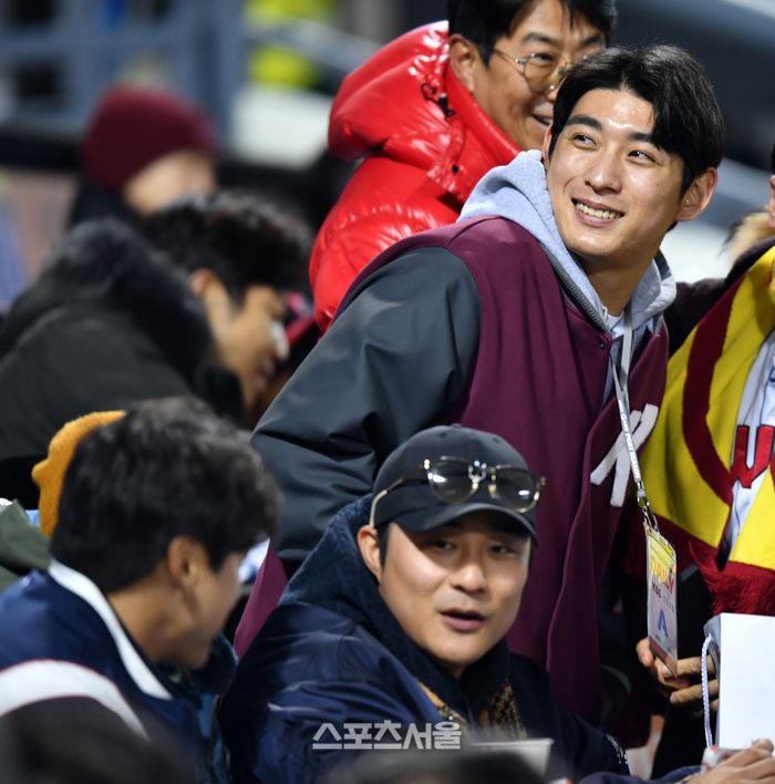 그런데 공교롭게 같은 내셔널리그 서부지구 팀으로 만나네요. 팬들은 앞으로 누구를 응원해야 할까요? (스포츠서울DB)