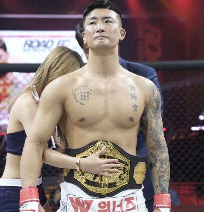 로드FC 라이트헤비급 챔피언 김태인. 출처 | 김태인 채널