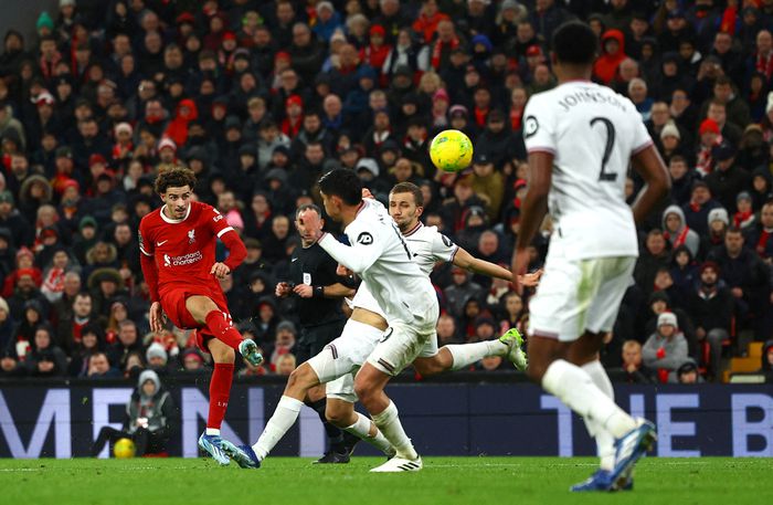 지난 20일 리버풀과 웨스트햄 유나이티드의 2023~2024 카라바오컵 8강전이 열린 안필드. 리버풀|로이터 연합뉴스