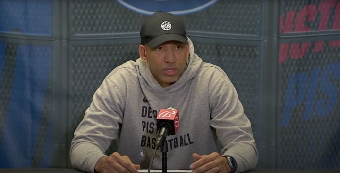 미국프로농구(NBA) 디트로이트 피스턴스가 승점 자판기로 전락하며 ‘단일 시즌 최다 26연패 타이’라는 불명예 기록을 썼다. 사진은 최다연패 기록 후 언론 인터뷰에 나온 몬티 윌리엄스 감독의 모습. 사진|youtube=Bally Sports Detroit