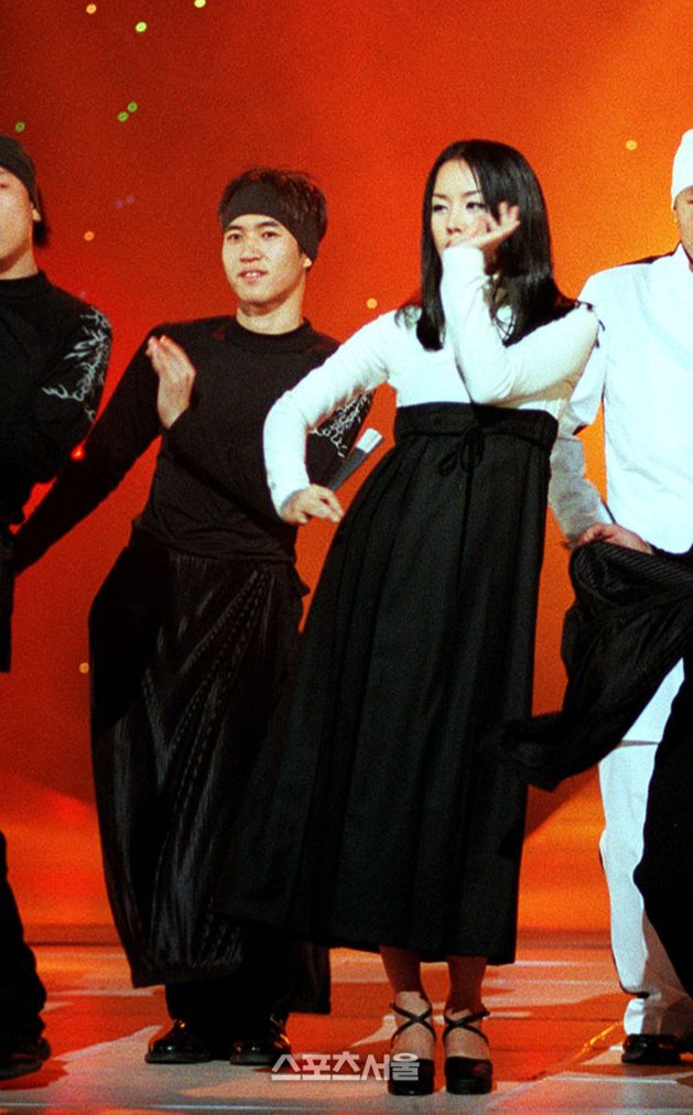 조금은 어색한 진지한 표정의 김종민. 스포츠서울DB