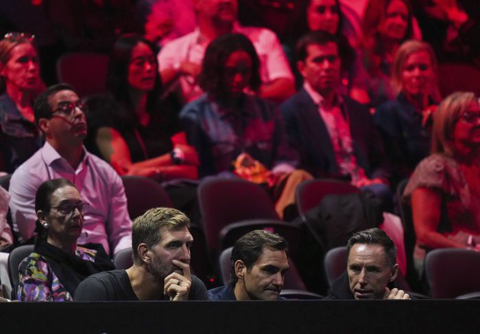 전 댈러스 매버릭스 파워포워드 더크 노비츠키(사진 왼쪽)는 21년 동안 뛰어 NBA 사상 한 팀 최장기를 기록했다. AP연합뉴스