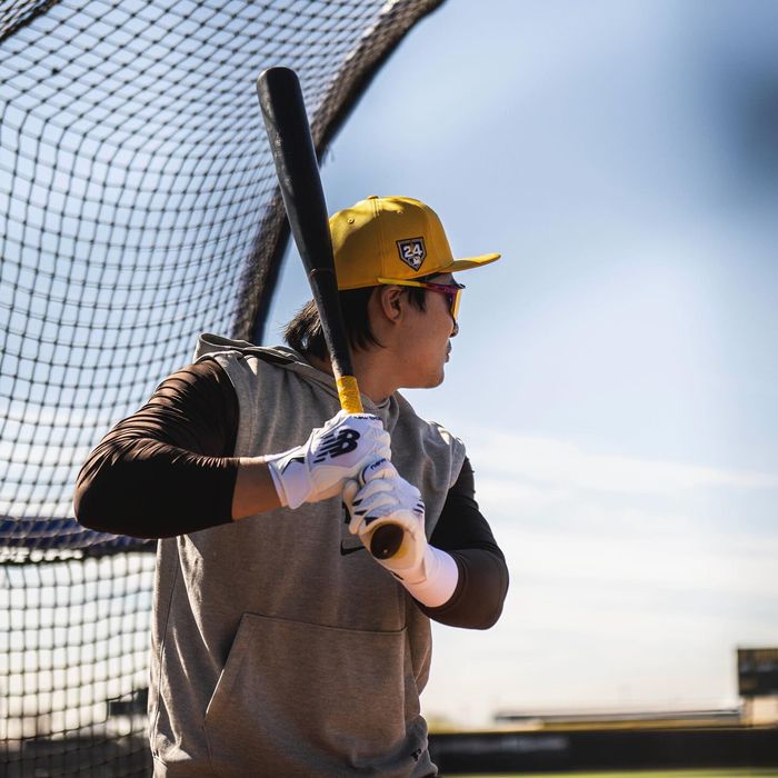 샌디에이고 김하성이 지난 18일(한국시간) 미국 애리조나주 피오리아 스포츠 콤플렉스에 서 열린 스프링캠프에서 타격하고 있다. 사진 | 샌디에이고 SNS