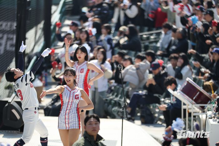 롯데와 SSG의 시범경기가 열린 9일 사직 구장 모습. 사진 | 롯데