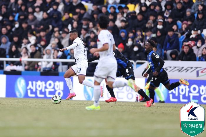 안데르손(가운데). 제공 | 한국프로축구연맹