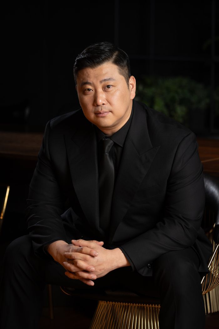 허명행 감독. 사진 | 에이비오엔터테인먼트