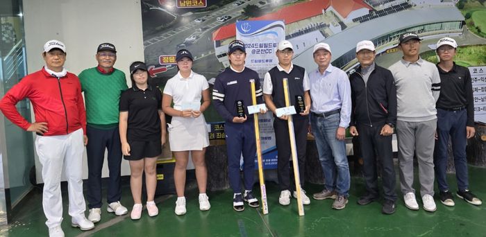 2024 드림필드투어 5차대회 주요부문 수상자들이 기념촬영하고 있다. 사진 | 리앤브라더스