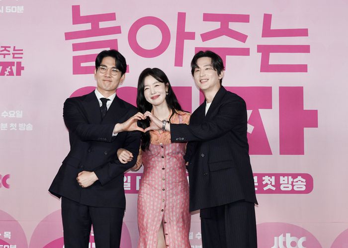 엄태구-한선화-권율. 사진 | JTBC