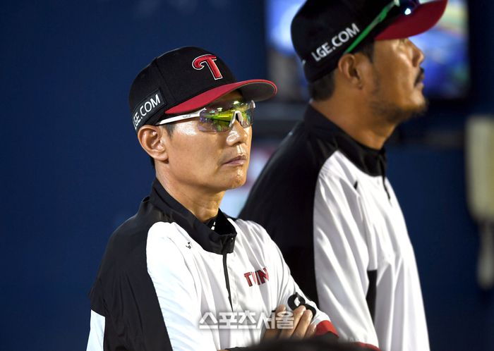 LG 염경엽 감독이 잠실구장에서 열린 2024 KBO리그 한화와 경기를 지켜보고 있다. 잠실 | 최승섭기자 thunder@sportsseoul.com