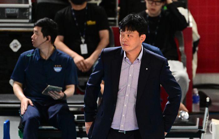 GS칼텍스 이영택 감독.제공 | 한국배구연맹