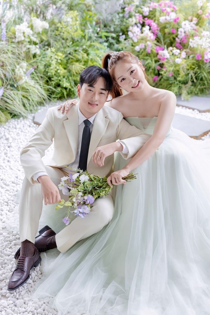 LG 투수 김진수가 신부 조소영 씨와 7일 오후 화촉을 밝힌다. 사진 | LG 트윈스