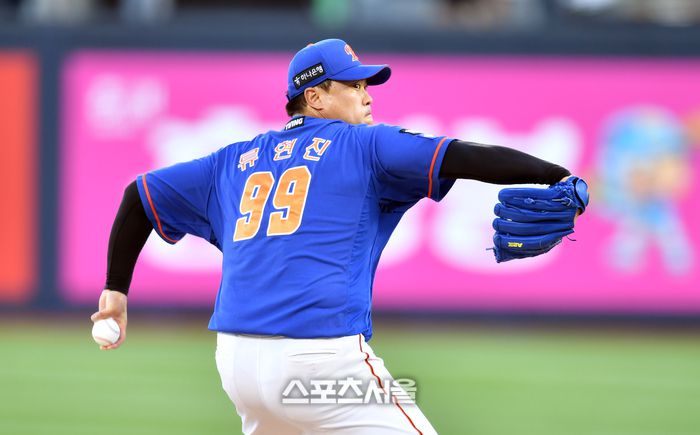한화 선발 류현진이 수원케이티위즈파크에서 열린 2024 KBO리그 KT전에서 역투하고 있다. 사진 | 스포츠서울DB
