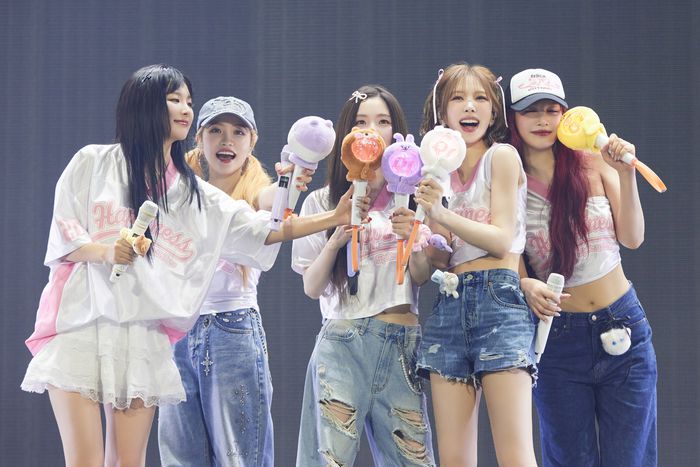 영화 ‘레드벨벳 해피니스 다이어리 : 마이 디어, 레베럽 인 시네마’. 사진 | CJ CGV