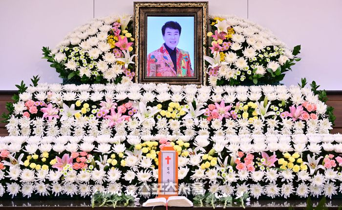 故 가수 송대관의 빈소가 7일 서울 종로구 서울대학교병원 장례식장에 마련됐다. 사진 | 사진공동취재단