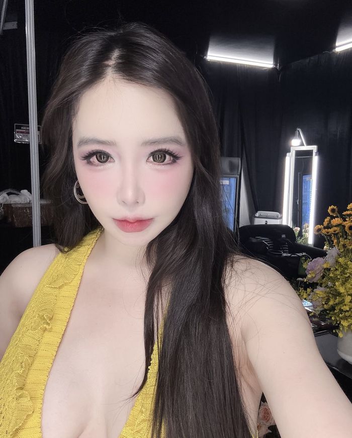 박봄 인스타그램.