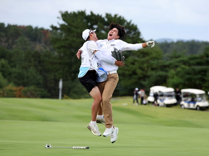 장유빈이 13일 부산 기장 아시아드CC에서 열린 백송홀딩스-아시아드CC 부산오픈 최종라운드에서 연장 승부 끝에 우승을 차지했다. 사진 | KPGA