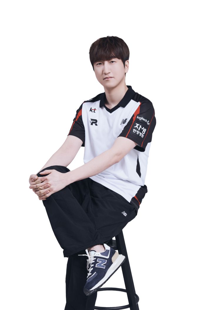 김관형 코치는 앞서 곽준혁, 박찬화의 재능을 꽃피우게 도왔다. 이제는 이지환이다. 사진 | 넥슨