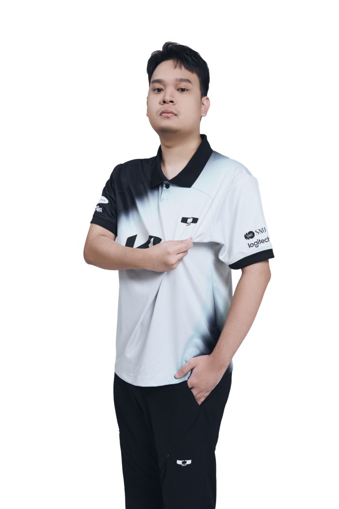 ‘줍줍’은 21일 서울 잠실DN콜로세움에서 열린 2025 FSL 스프링 B조 패자전에서 ‘류크’ 윤창근을 2-0으로 이겼다. 사진 | 넥슨