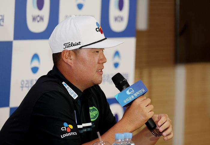 임성재가 KPGA투어 우리금융 챔피언십 개막을 앞둔 23일 서원밸리CC에서 기자회견하고 있다. 사진 | KPGA