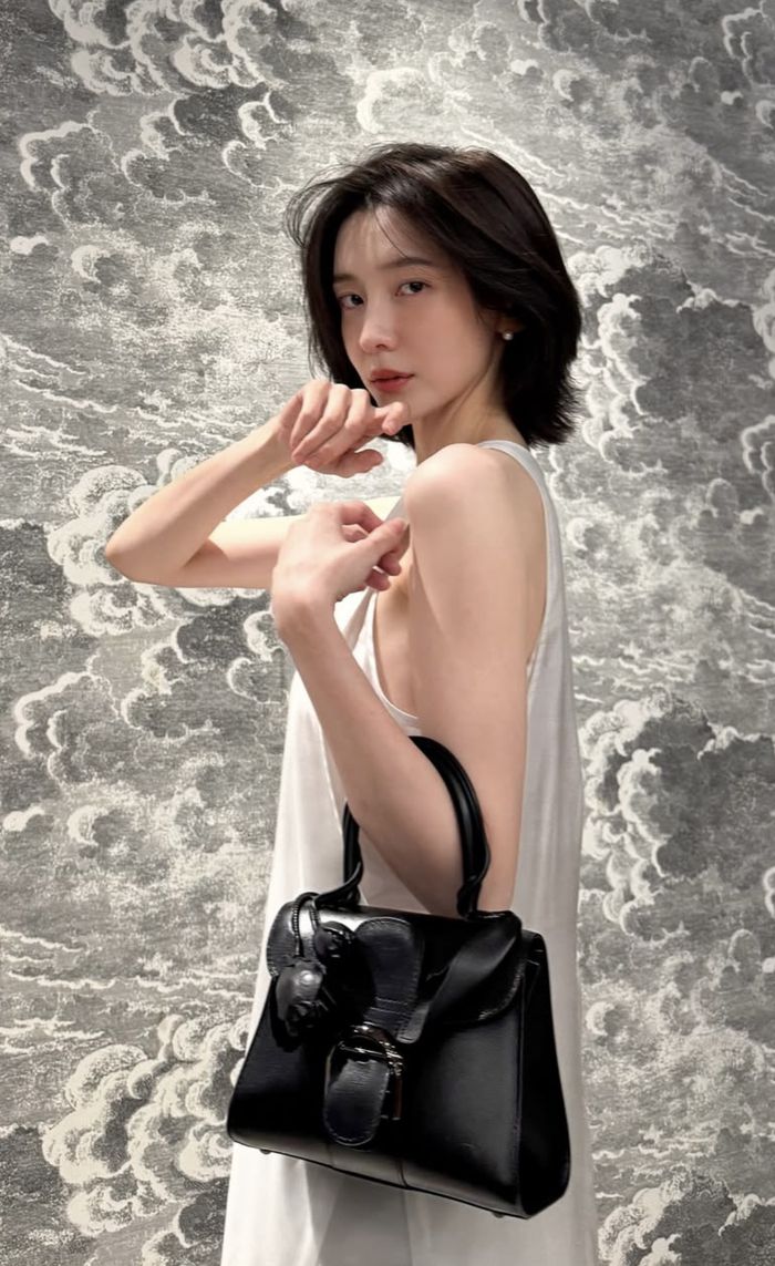 박지현. 인스타그램.