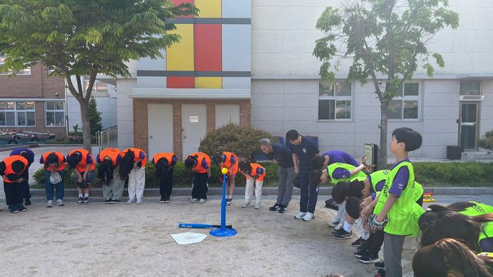 2025 KBO 찾아가는 티볼교실 교육 모습. 사진 | KBO