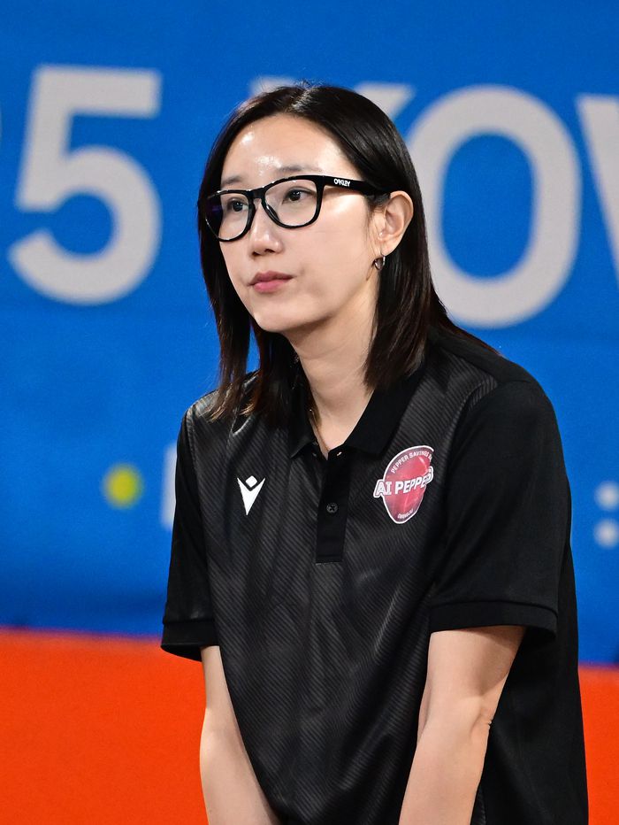 페퍼저축은행에 합류한 한유미 코치.제공 | 한국배구연맹