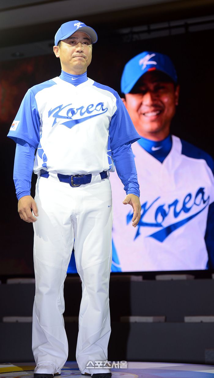 SSG 박정태 전 퓨처스 감독이 고문으로 복귀했다. 사진은 2013년 1월 월드베이스볼클래식(WBC) 출정식 당시 모습. 사진 | 스포츠서울DB