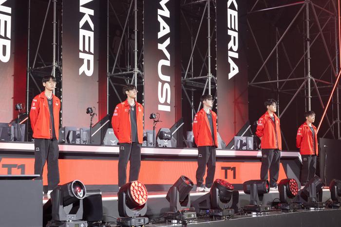 T1 선수단. 사진 | LCK