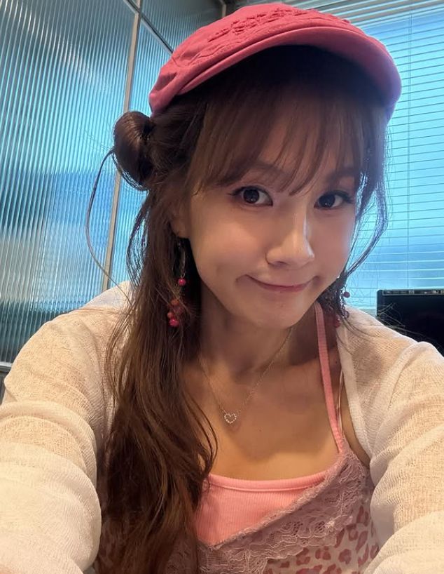 사진 | 채연 SNS