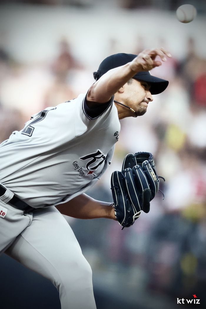 쿠에바스가 22일 NC전에서 올시즌 개인 첫 연승 도전에 나선다. 사진 | KT 위즈