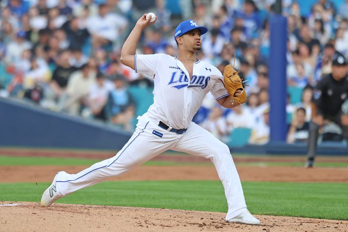 삼성 가라비토가 26일 대구삼성라이온즈파크에서 열린 2025 KBO리그 한화전에 선발 등판해 역투하고 있다. 사진 | 삼성 라이온즈