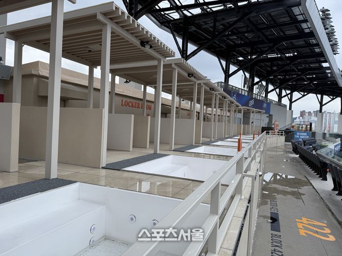 대전 한화생명 볼파크 인피니티풀 옆에 위치한 자쿠지 룸. 대전 | 박연준 기자 duswns0628@sportsseoul.com