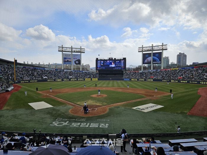 매진된 잠실구장 전경. 잠실 | 김동영 기자 raining99@sportsseoul.com