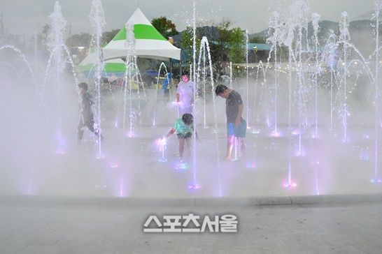 상무평화공원 음악분수 = 장성군 제공