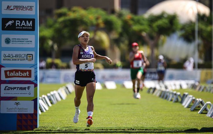 성승민 선수가 레이저런 결승선을 통과하고 있다. 사진 | 대한근대5종연맹