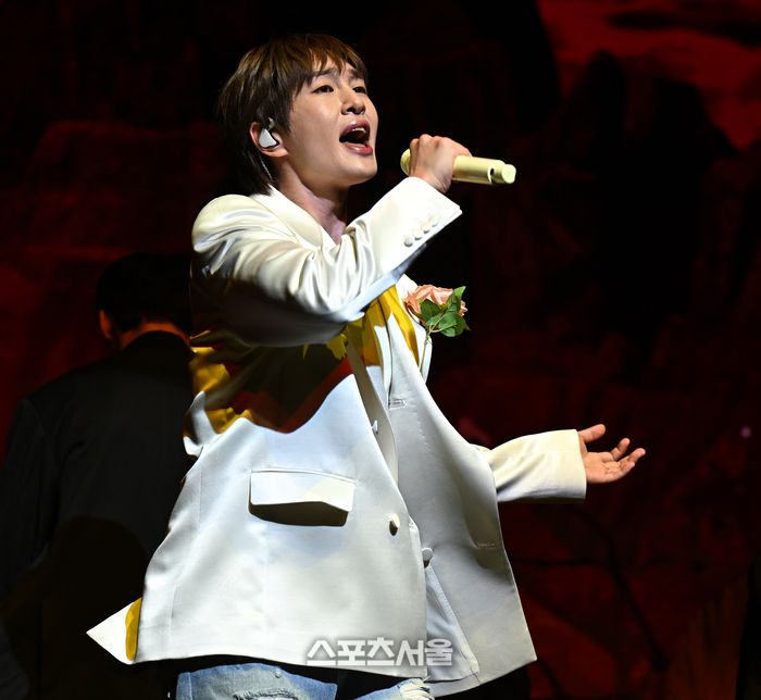 온유, 노래도 예쁘게 하네~ [포토]