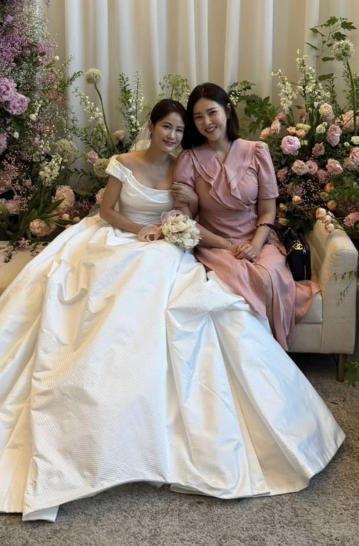 김지민-한윤서. 한윤서 인스타그램.