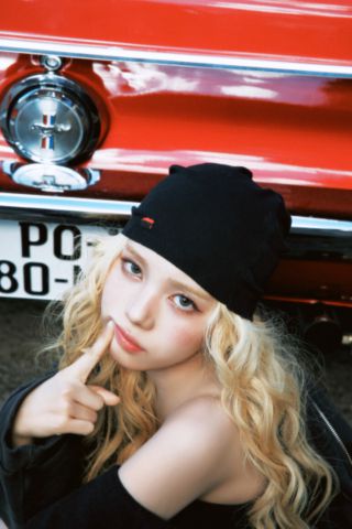 Baby DONT Cry  멤버 미아가 20일 서울 잠실구장에서 열리는 2025 KBO리그 LG-롯데전에서 시타를 한다. 사진 | LG 트윈스