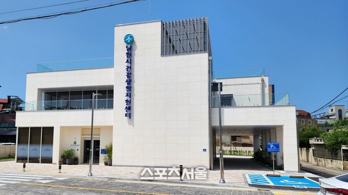 남원시는  ‘남원시건강생활지원센터’를 준공하고 시민의 건강증진을 위한 이용자를 모집하고 본격 운영에 들어갔다. ( 캡션  /  고봉석 기자,  사진은  남원시건강생활지원센터’ )