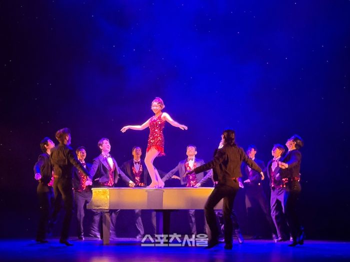 최유정이 24일 뮤지컬 ‘브로드웨이 42번가’ 프레스콜에서 대표 넘버 ‘With Plenty of Money And You’를 시연하고 있다. 사진 | 표권향 기자 gioia@sportsseoul.com