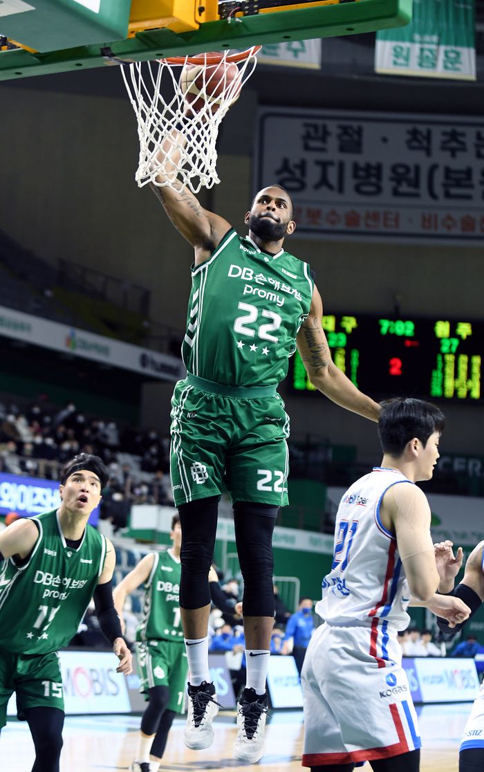 2022~2023시즌 원주 DB 시절 드완 에르난데스. 사진 | KBL