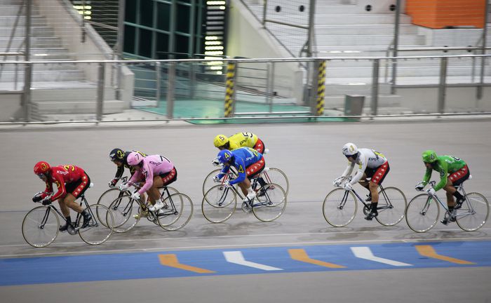 광명스피돔에서 특선급 선수들이 경주를 펼치고 있다. 사진 | 체육공단
