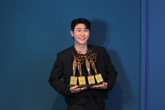 영탁. 사진 | 어비스컴퍼니