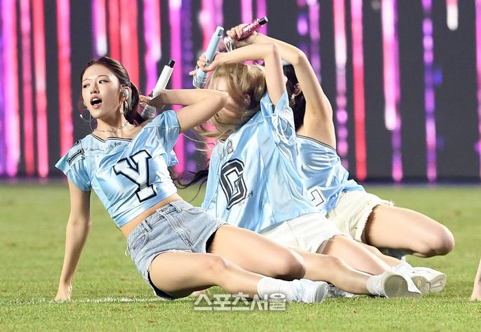 아이브가 하프타임 공연을 하고 있다. 2025. 7. 30. 수원 | 박진업 기자 upandup@sportsseoul.com