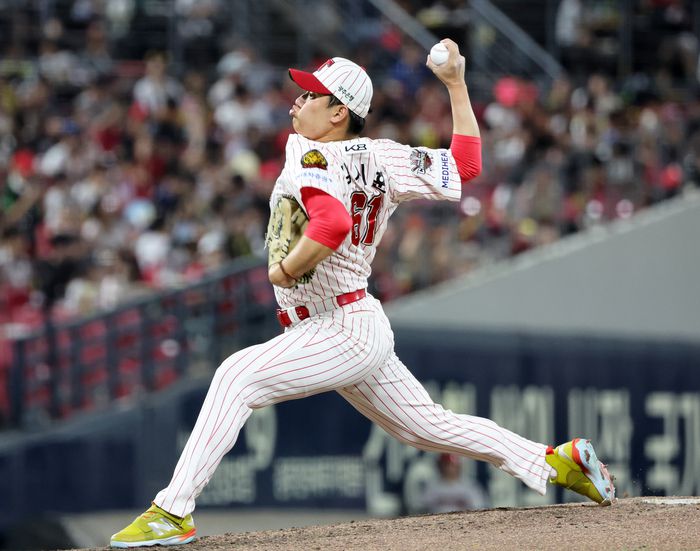 KIA 김시훈이 1일 광주-기아 챔피언스 필드에서 열린 2025 KBO리그 한화전에서 7회 역투하고 있다. 사진 | 광주=연합뉴스